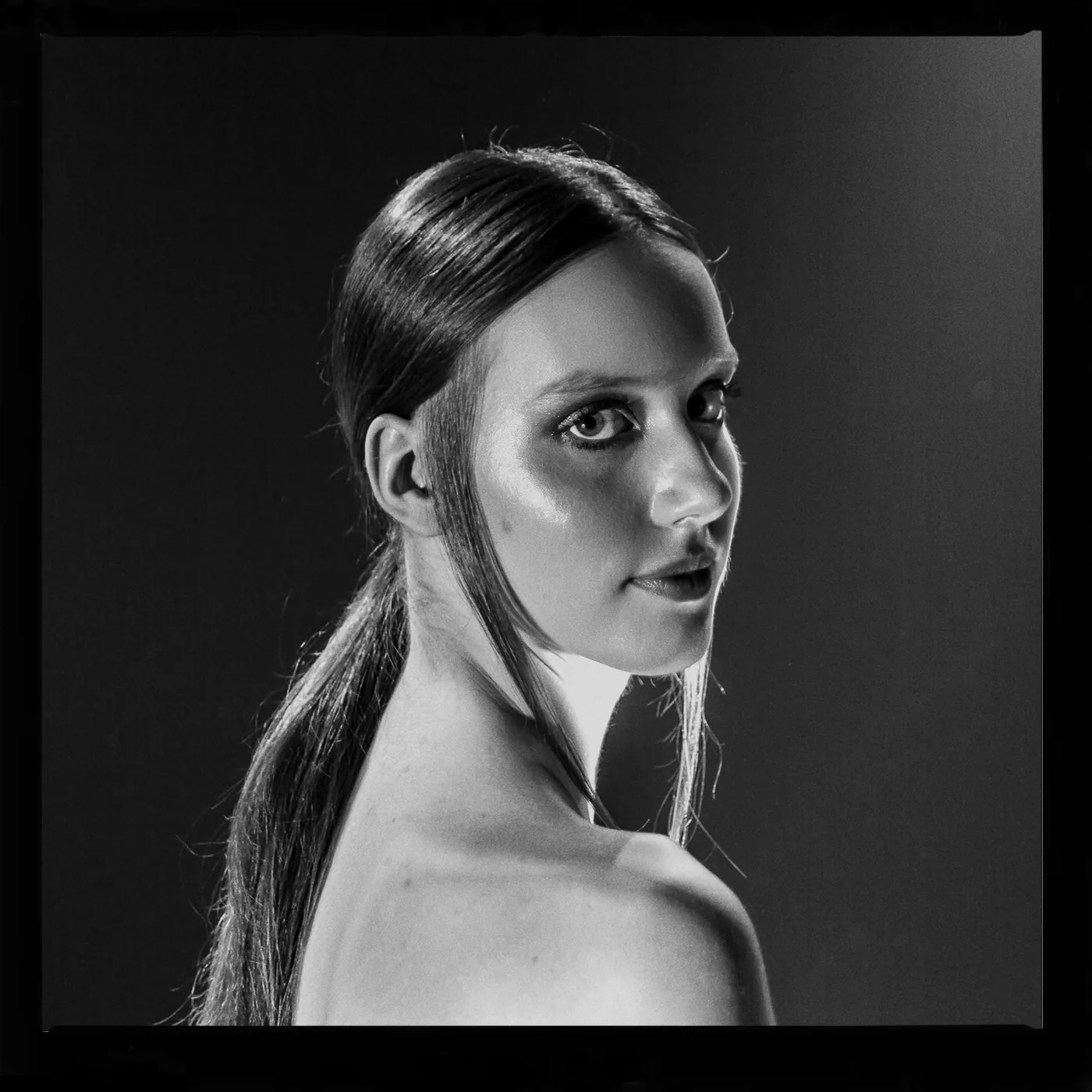 Portrait 29 of 80 from ‘Portrait Journal’, taken in 2015 with a Canon EOS 5D Mark III by Yago Partal.