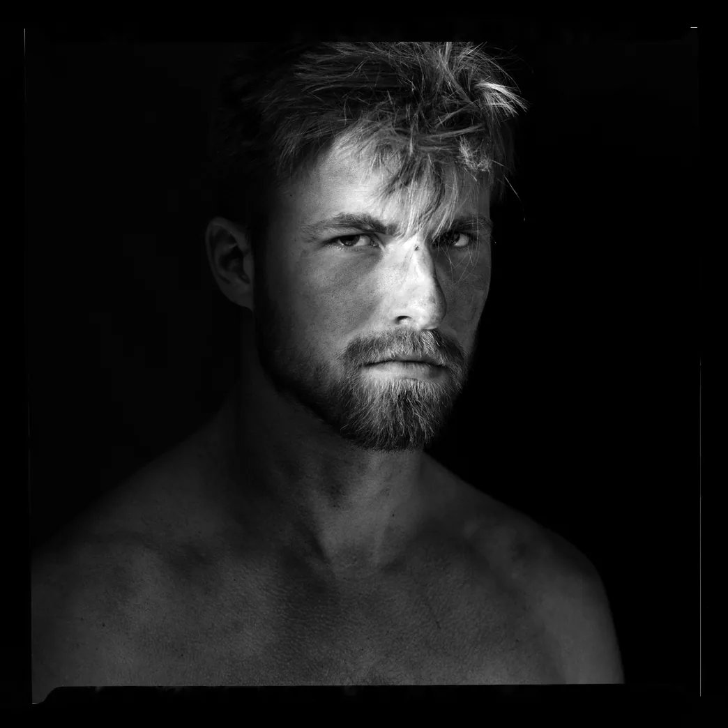 Portrait 61 of 80 from ‘Portrait Journal’, taken in 2018 with a Hasselblad H5D by Yago Partal.