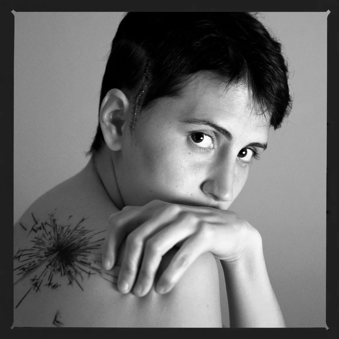 Portrait 43 of 80 from ‘Portrait Journal’, taken in 2016 with a Hasselblad H5D by Yago Partal.