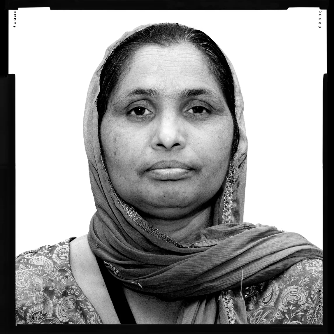 Portrait 12 of 80 from ‘Portrait Journal’, taken in 2011 with a Canon EOS-1D Mark III by Yago Partal.