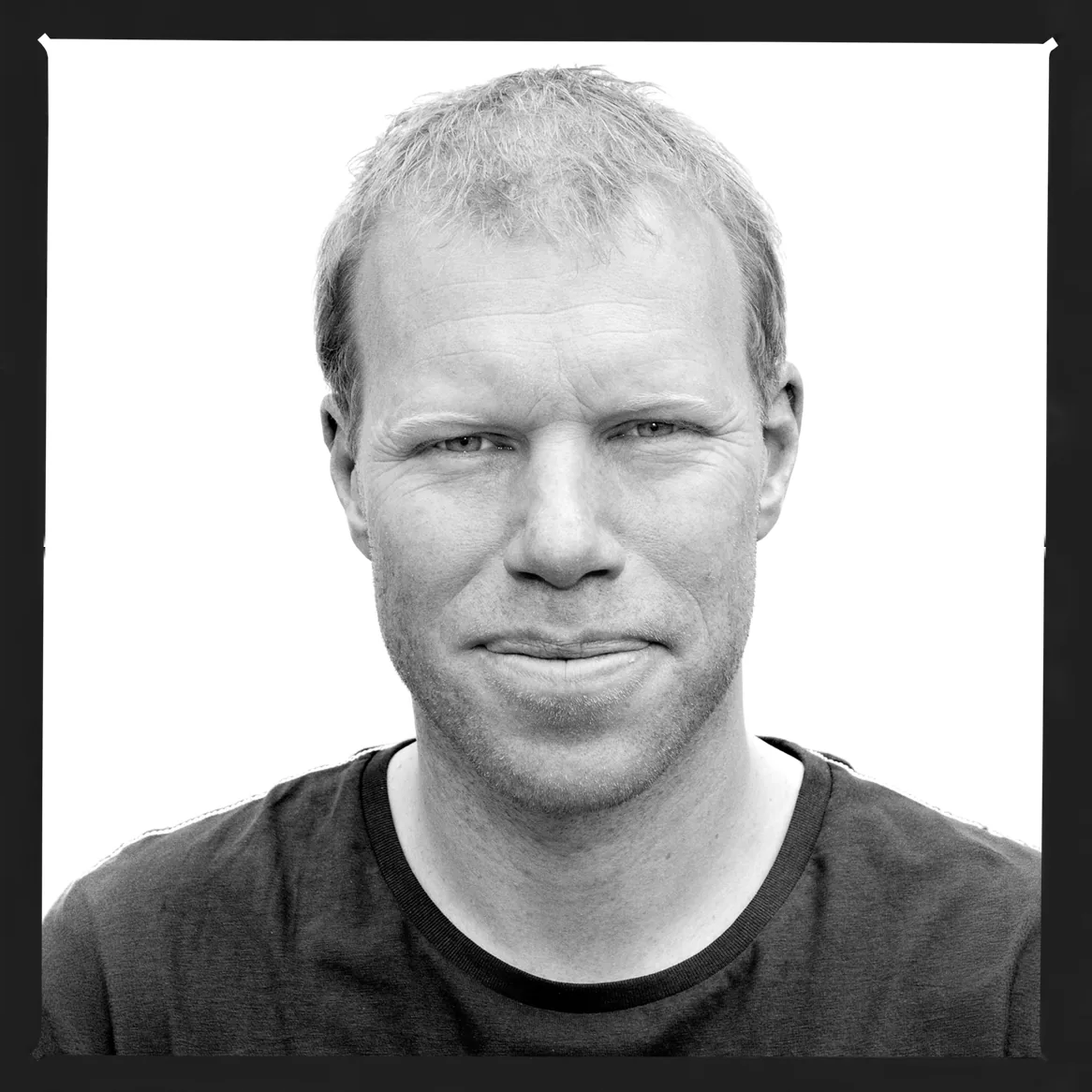 Portrait 16 of 80 from ‘Portrait Journal’, taken in 2011 with a Canon EOS-1D Mark III by Yago Partal.