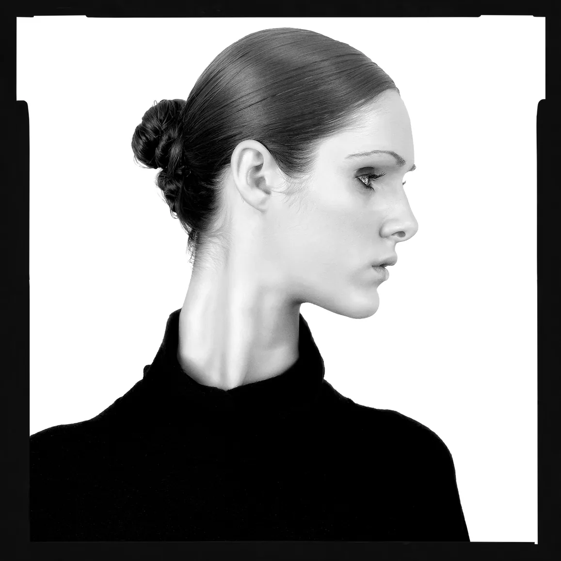 Portrait 51 of 80 from ‘Portrait Journal’, taken in 2009 with a Canon EOS-1D Mark III by Yago Partal.