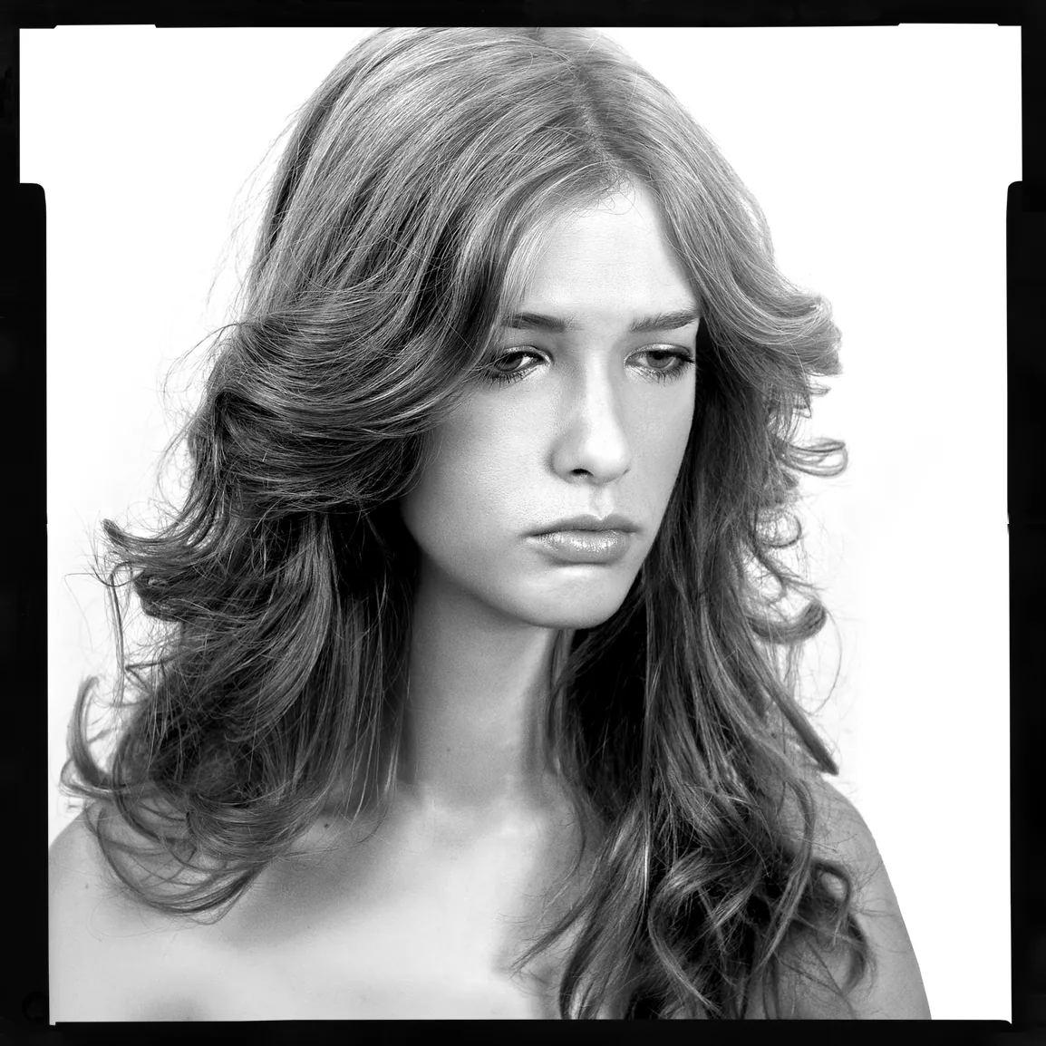 Portrait 74 of 80 from ‘Portrait Journal’, taken in 2009 with a Canon EOS-1D Mark III by Yago Partal.